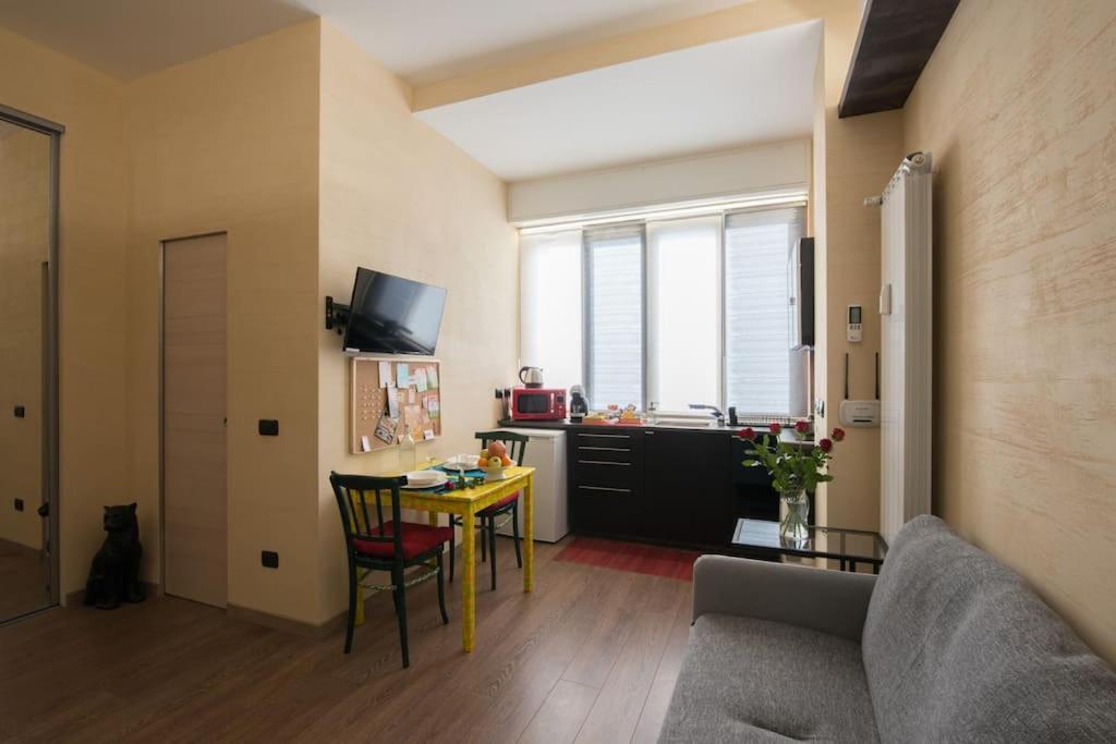 Appartamento Milano Zona Centrale Esterno foto